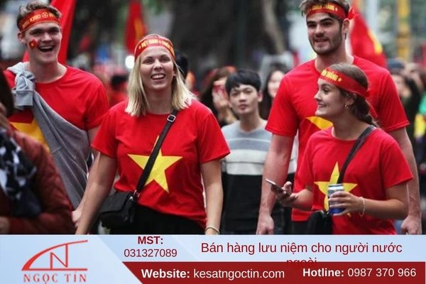 Kinh nghiệm bán hàng lưu niệm cho người nước ngoài không lo lỗ