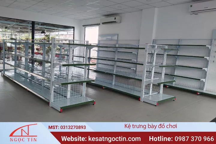 Kệ trưng bày đồ chơi cho trẻ em phù hợp nhất