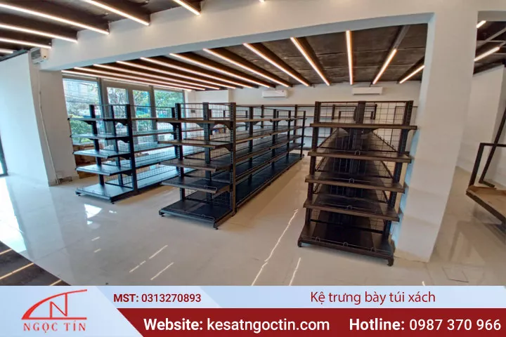 Các mẫu kệ trưng bày túi xách BỀN ĐẸP