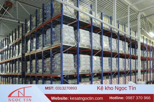 Cách tính tổng tải trọng của hệ thống kệ kho mà bạn nên biết