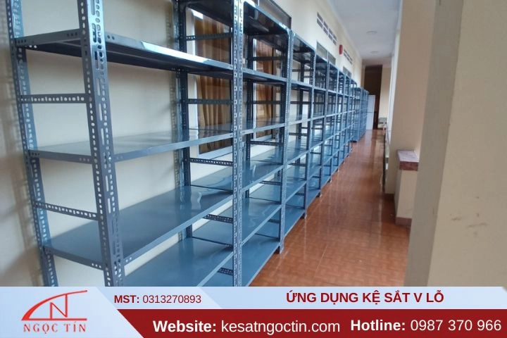 Top 5 ứng dụng kệ sắt v lỗ rất HỮU ÍCH trong sản xuất đời sống